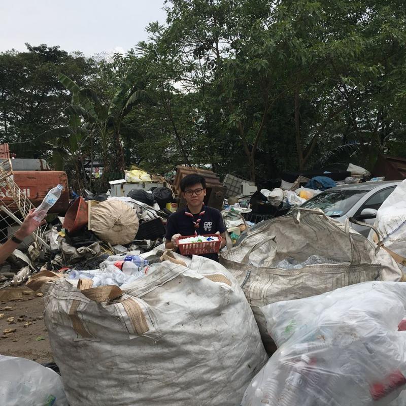 [WalkSide by Rovs Project: Update 8] Collecting bottle caps and recycle in Thanam Industry!  