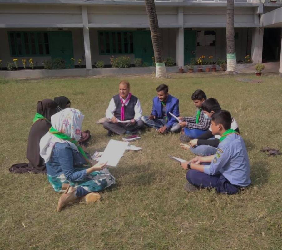 মাদদ্রব্য প্রতিরোধ করার জন্য আই. ই. এস স্কুল অ্যান্ড কলেজ স্কাউট গ্রুপ এর আলোচনা