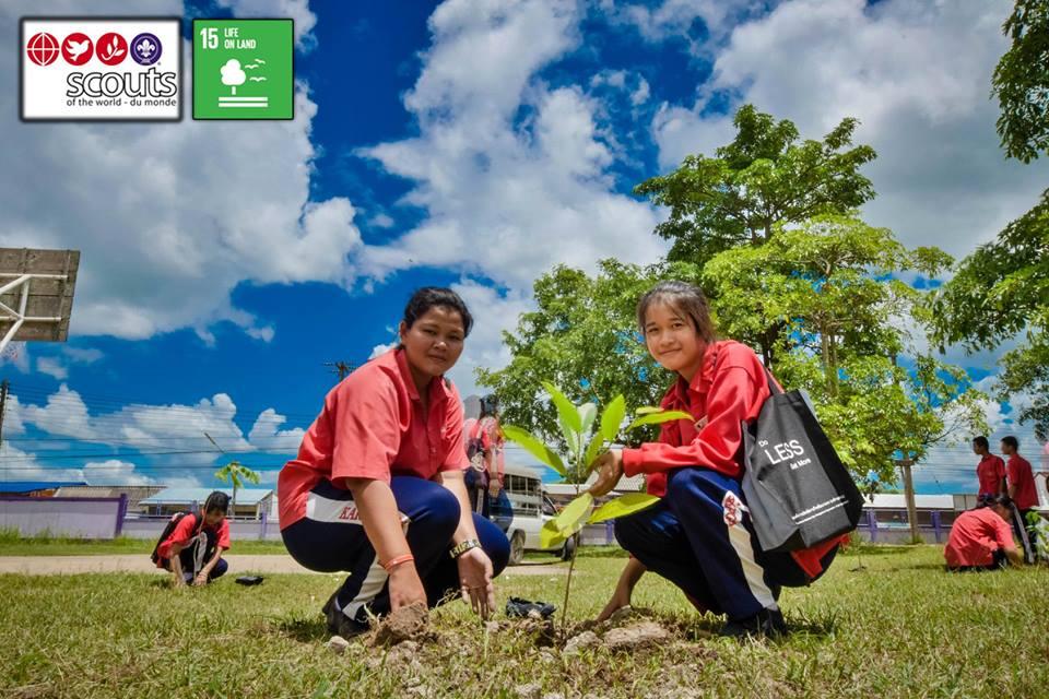 โครงการ สร้างโป่ง เพาะกล้า เพื่อป่าที่ยั่งยืน โรงเรียนการุ้งวิทยาคม SWA 15 จ.อุทัยธานี