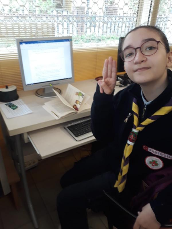 Volunteer service at library for blinds / 5