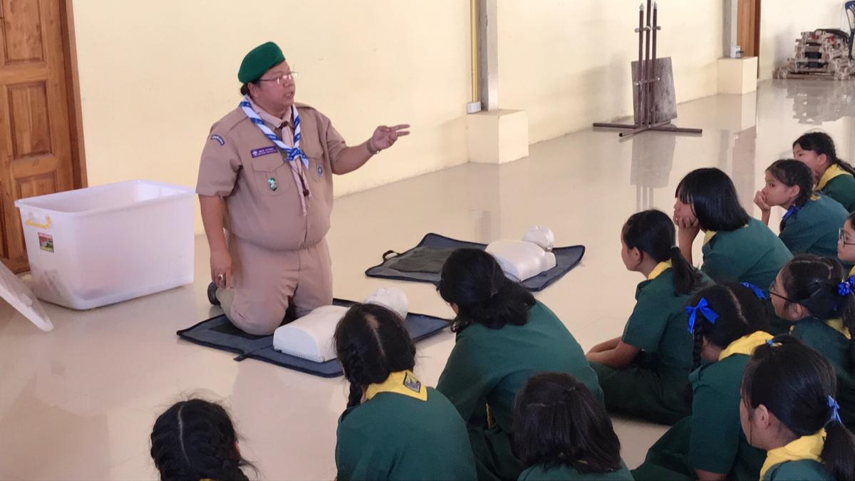 สอนปฐมพยาบาลเบื้องต้นและCPR