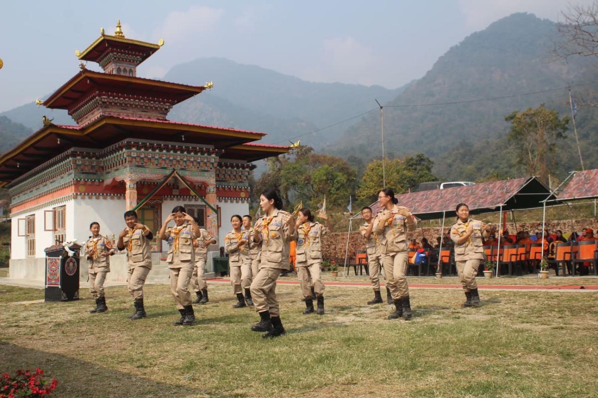 Dessung Raising Day
