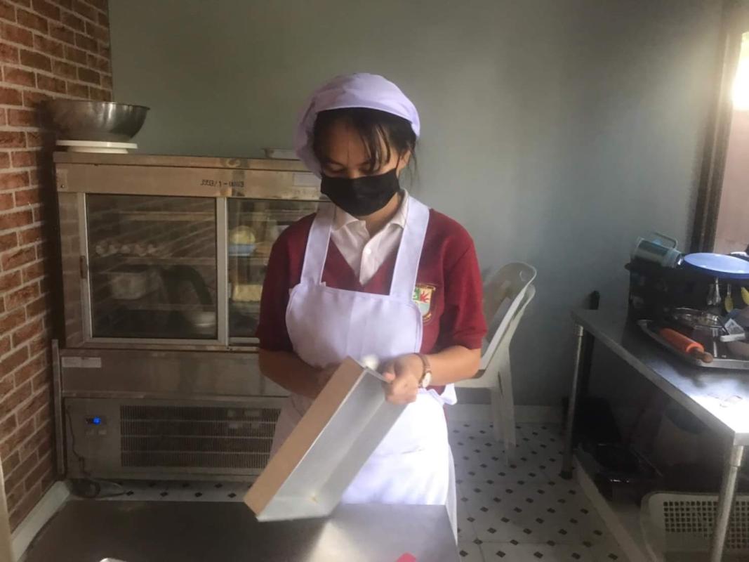 ล้างทำความสะอาดภาชนะทำขนม