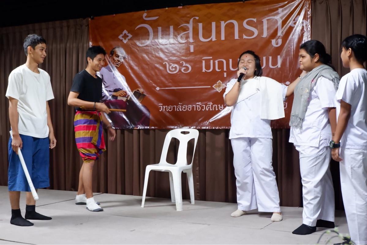 วันสุนทรภู่