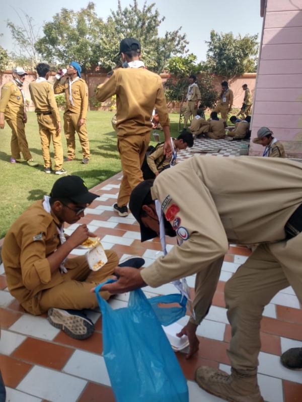  Plastic tide turners