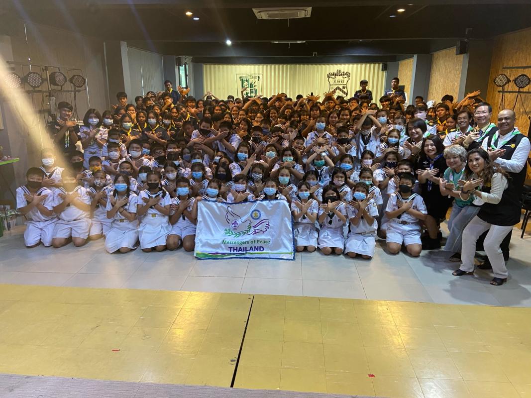 จิตอาสาถ่ายภาพรวมงานวันสันติภาพสากล 2020