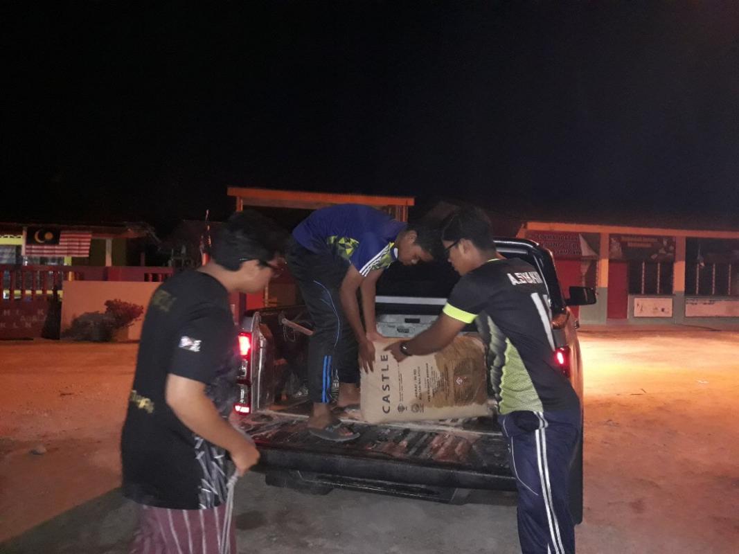 Reuse Recycle Garden Project ( SWA Voluntary service ) Tempat Penurunan Barang Projek 