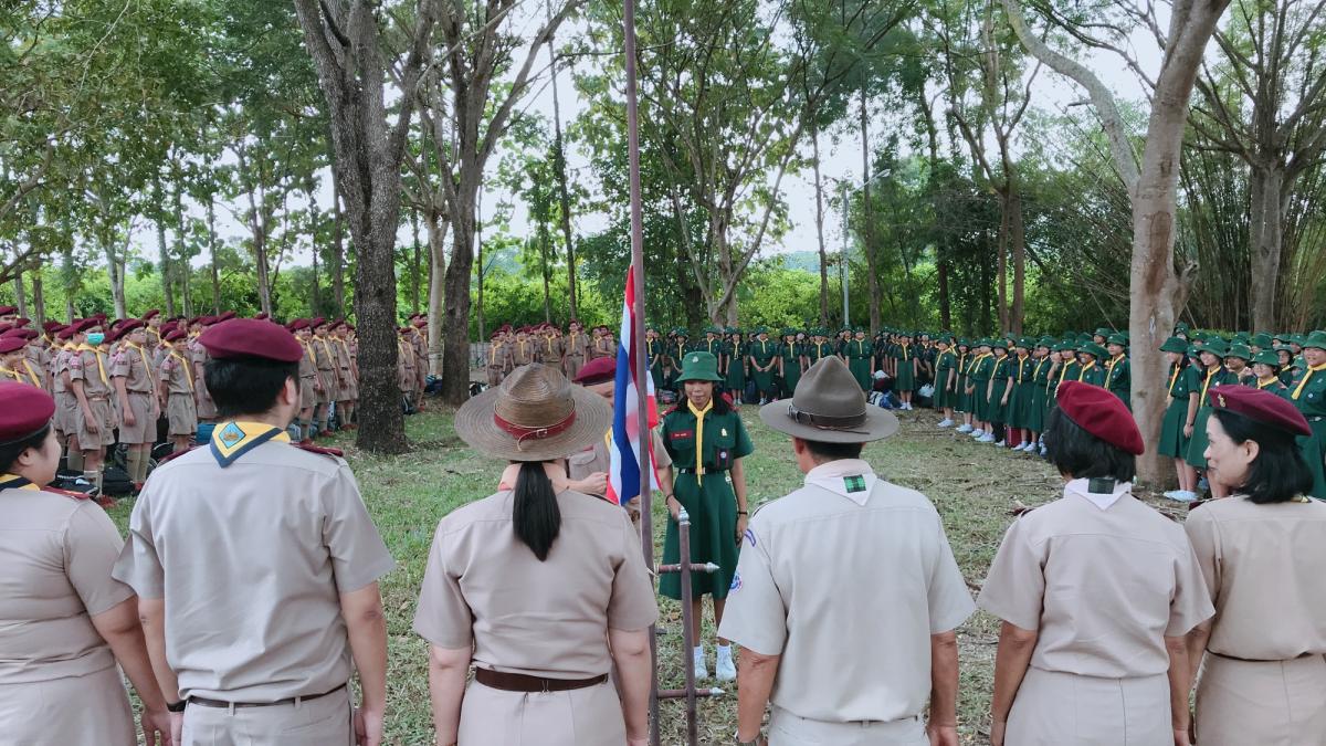 กิจกรรม อยู่ค่ายพักแรม และ กิจกรรม ผจญภัย