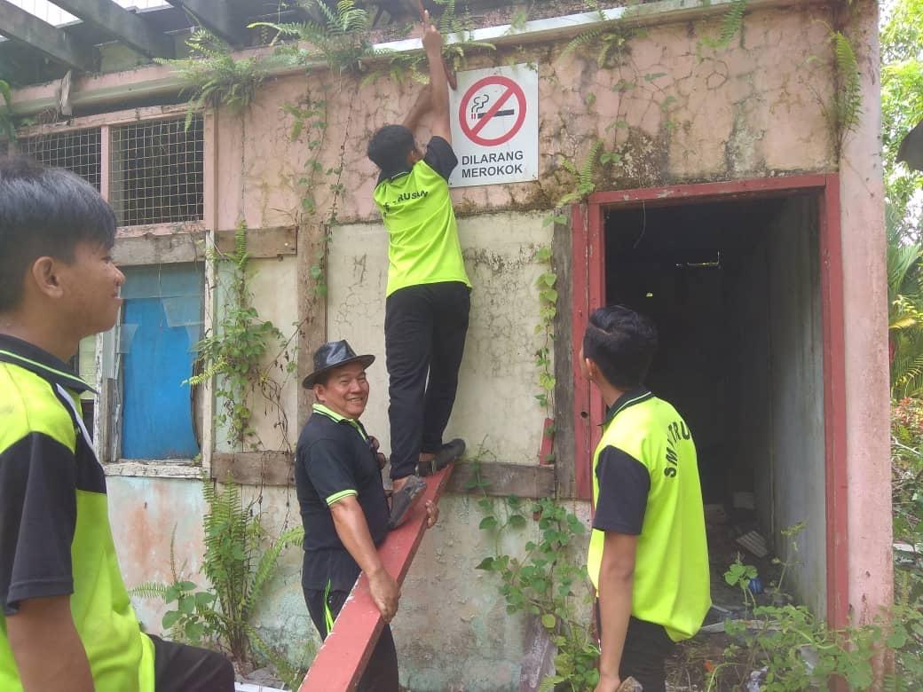 Gotong Royong Perdana SMK Trusan