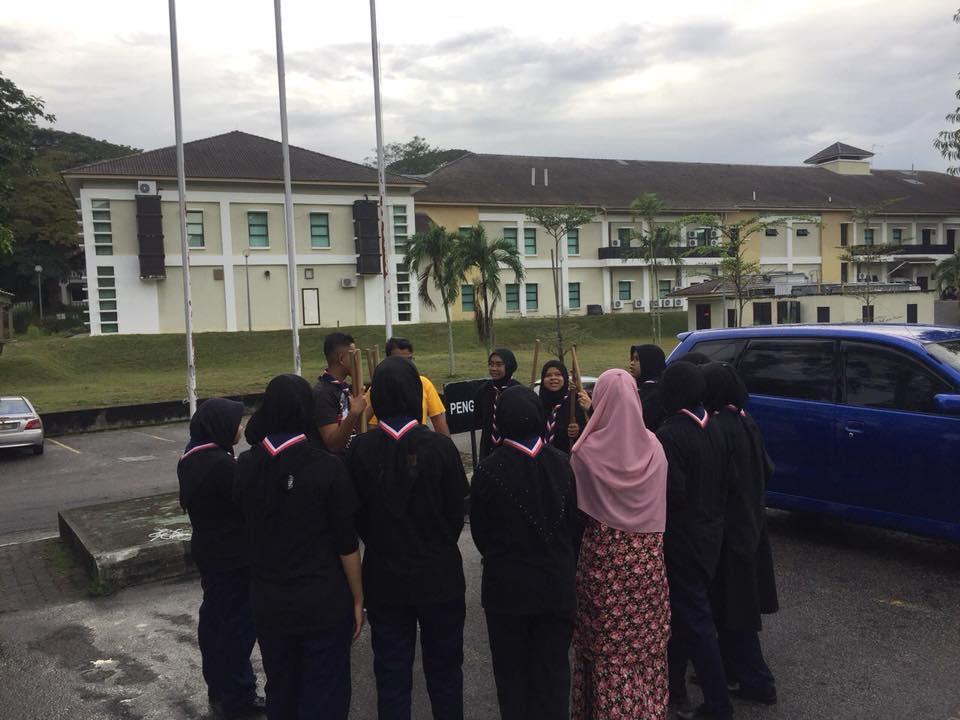 PERJUMPAAN MINGGUAN Ke-8 LEVEL 100 KLKM USM (Membuat Gajet Perkhemahan)