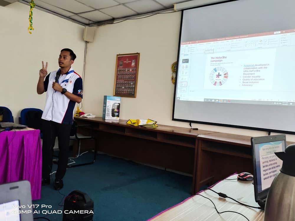 Pengenalan Better World Framework Melalui Kursus Penerangan MoP Daerah Tungku