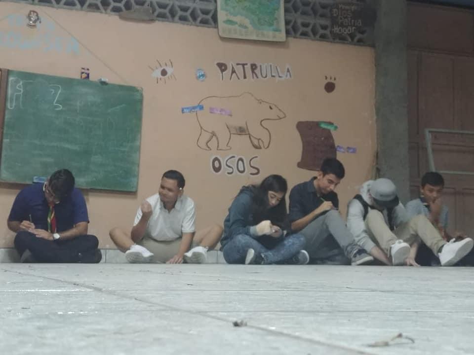Compartiendo el Espíritu de Servicio Guía y Scout con los demás.