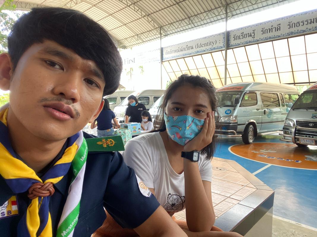 ร่วมทำอุปกรณ์ป้องกัน โควิด - 19