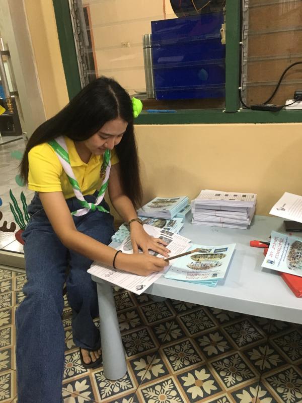 จิตอาสา ทำหนังสือแจก