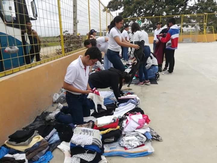 AYUDANDO A SAMBORONDÓN