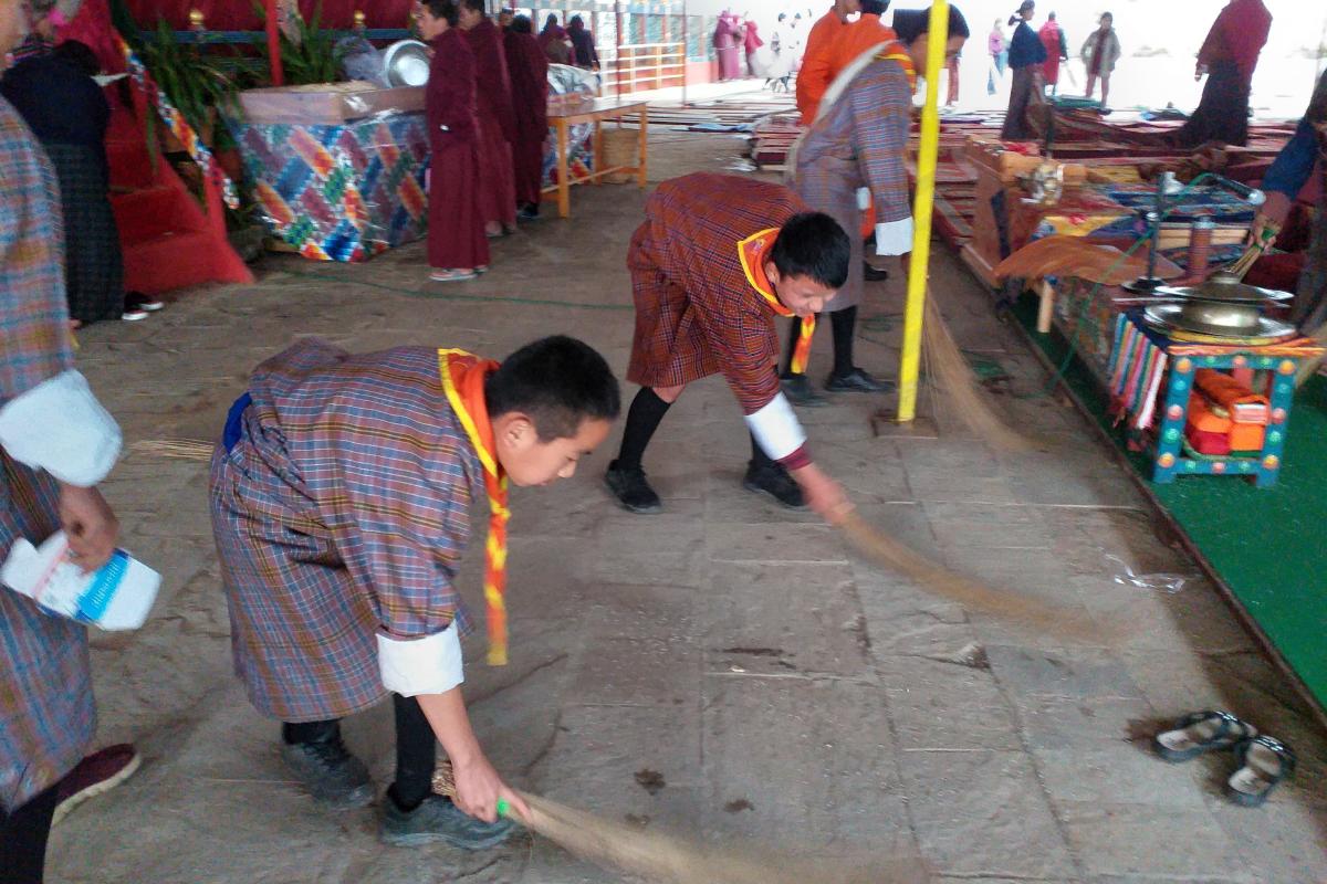 Volunteer work at Chador Lhakhang