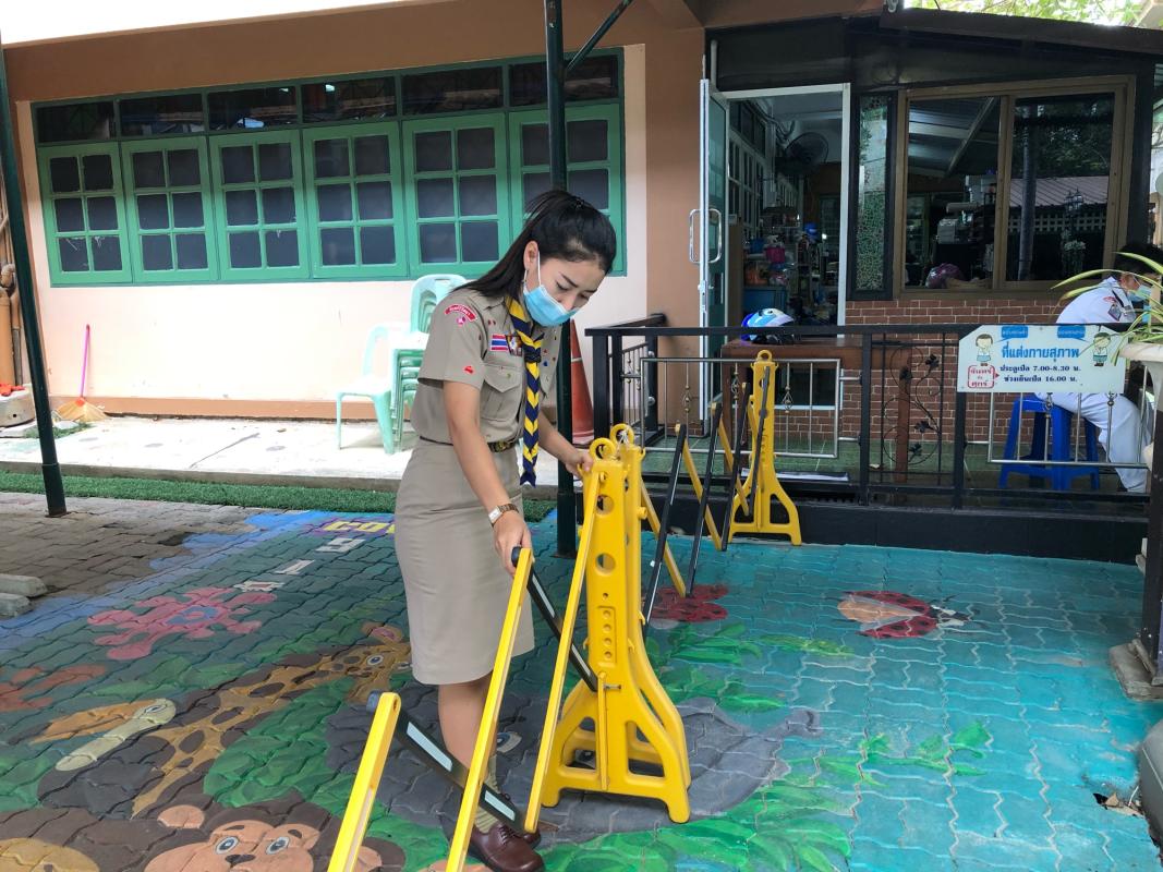 จิตอาสาเก็บอุปกร