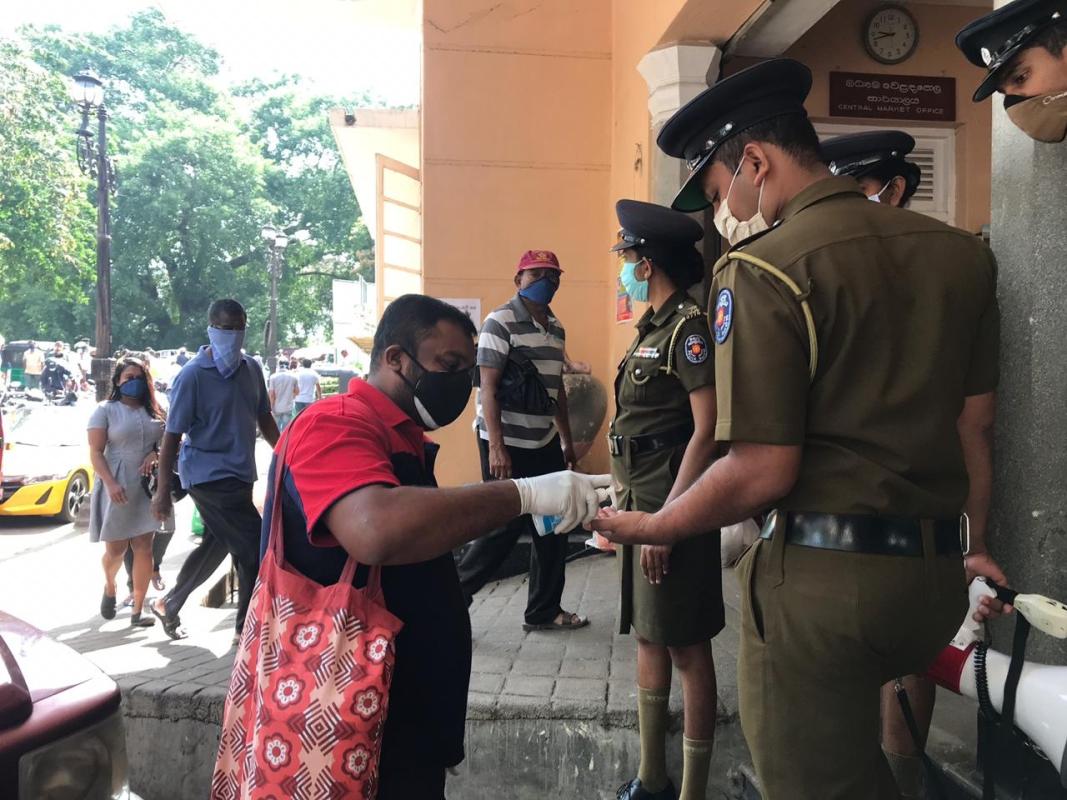 Humanitarian Action by Rego Rovers