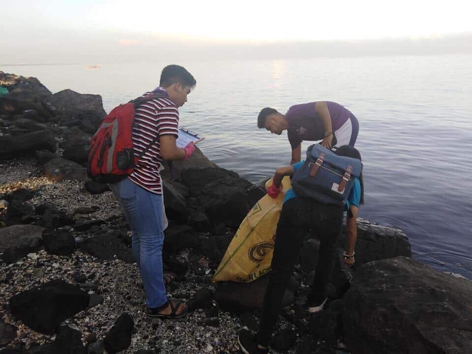 Brighton Venturers Participates 2018 International Coastal-Clean Up