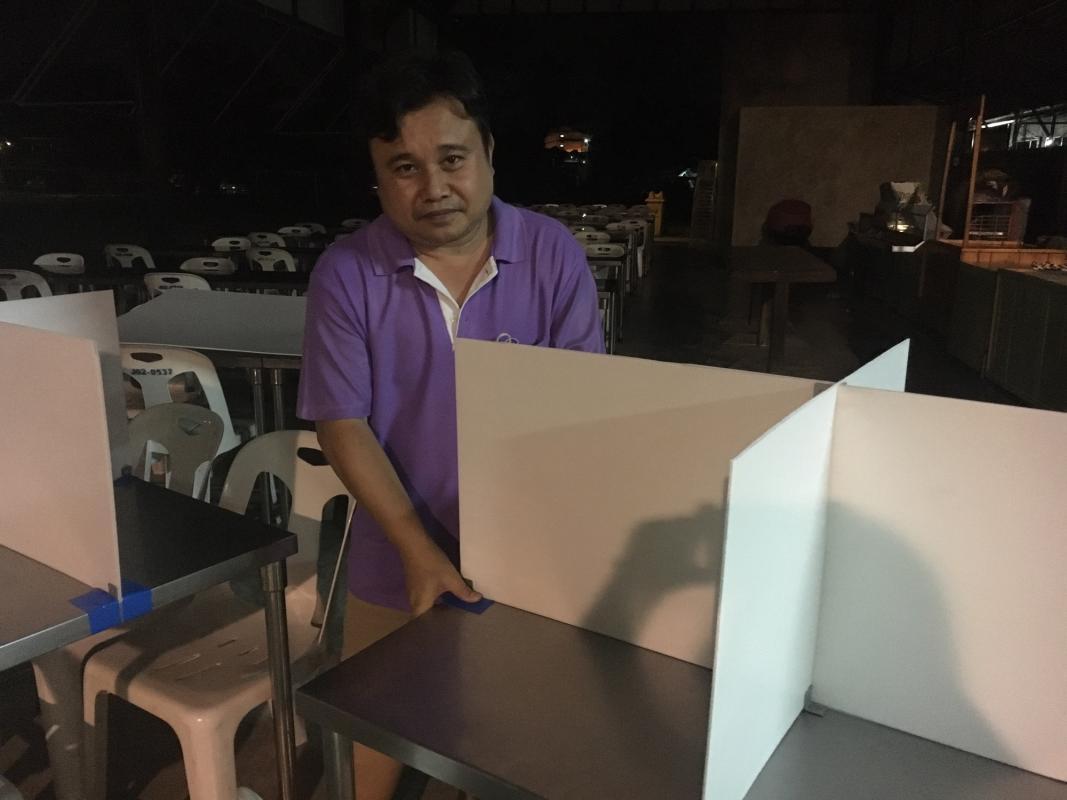 ทำฉากกันรับประทานอาหารในโรงอาหาร