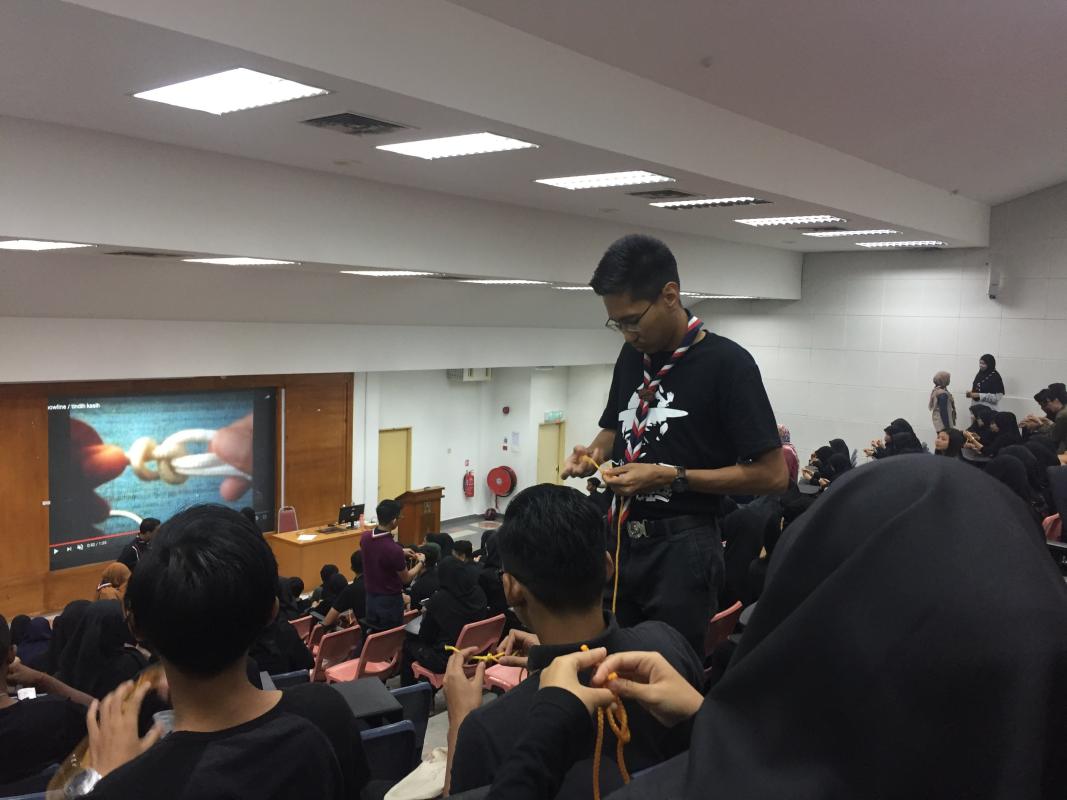 Ikatan dan simpulan
