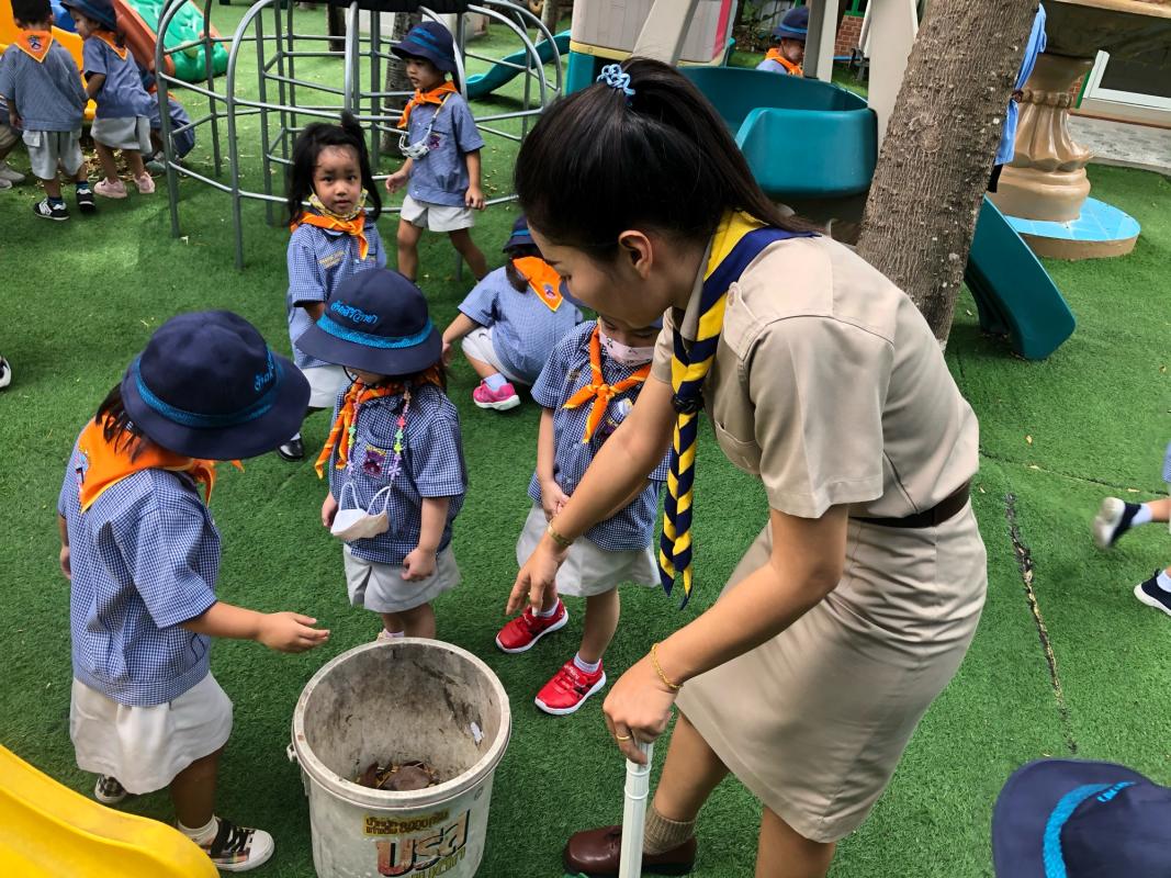 จิตอาสาเก็บขยะ