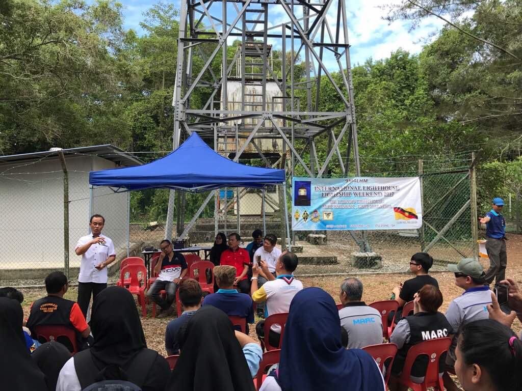 Hari Rumahapi Tg. Lobang (9M4LHM)
