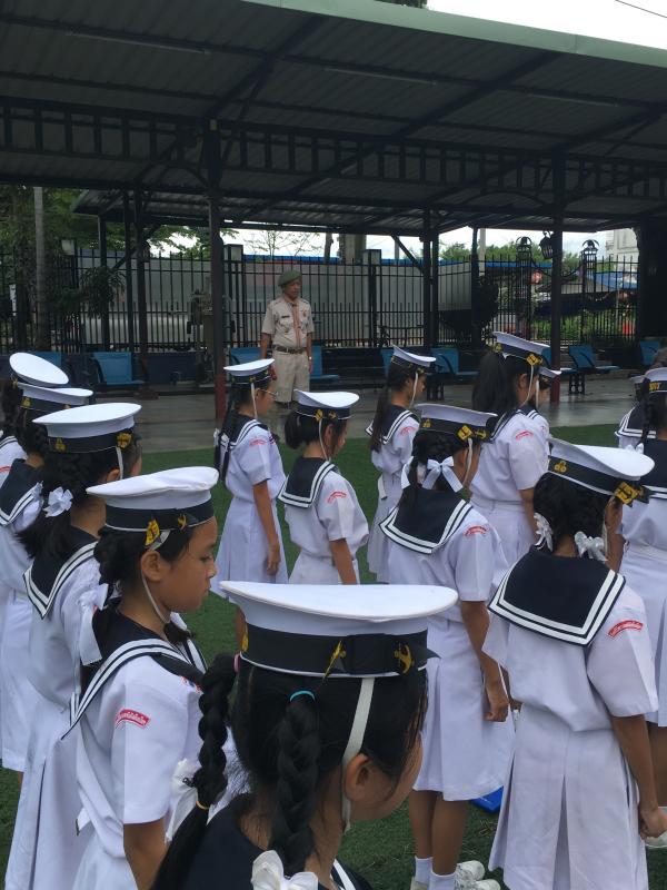ฝึกระเบียบฝึกสมาธิก่อนเข้าเรียน