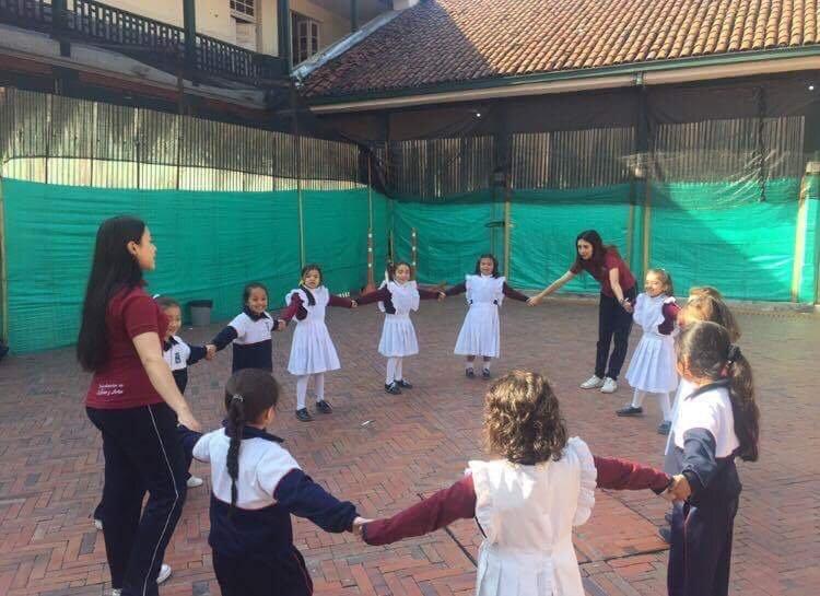 Talleres desde motricidad y artes plásticas  