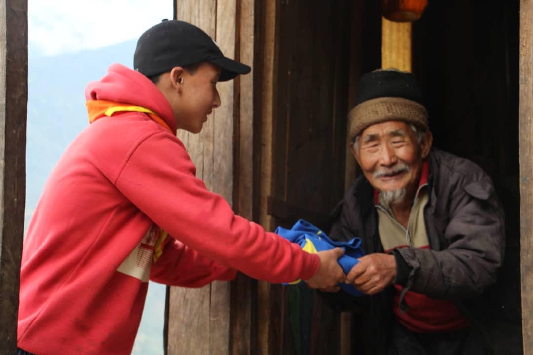 Enriching hike to help and advocate On CoVid 19