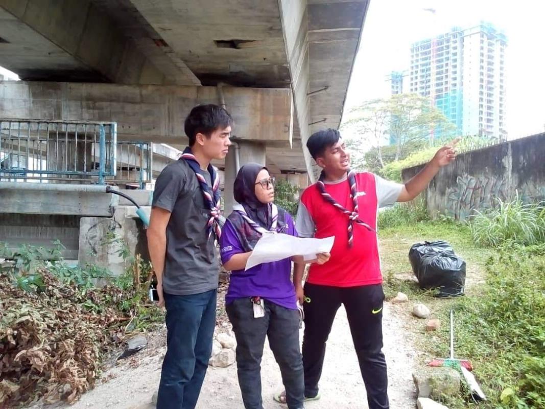 [WalkSide by Rovs Project : Update 14] 社区服务, 现场清洁人行走道