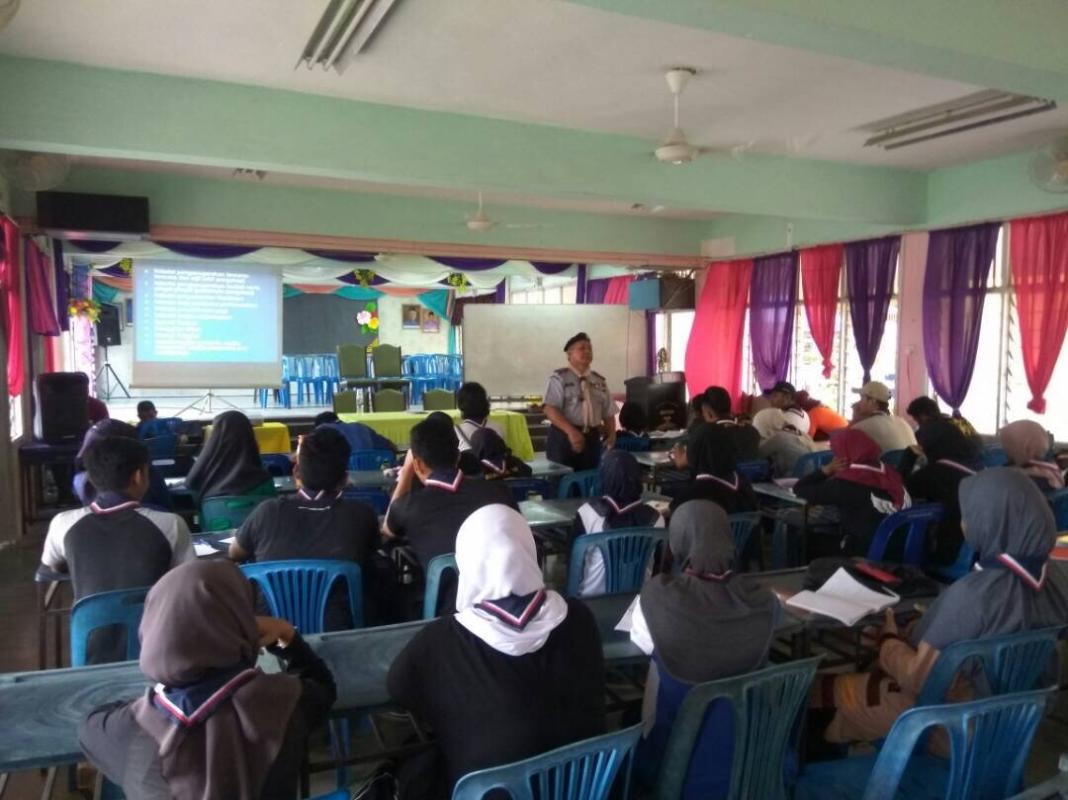 Apa itu manikayu