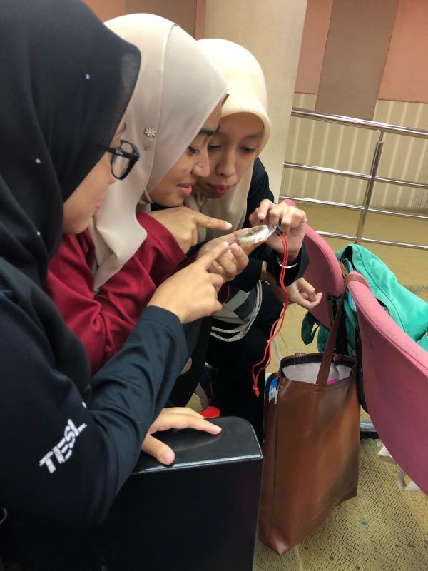 Belajar cara menggunakan kompas 