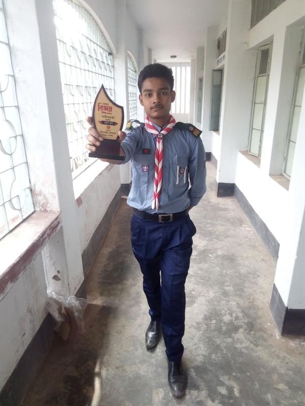 Plastic tide turner challenge badge