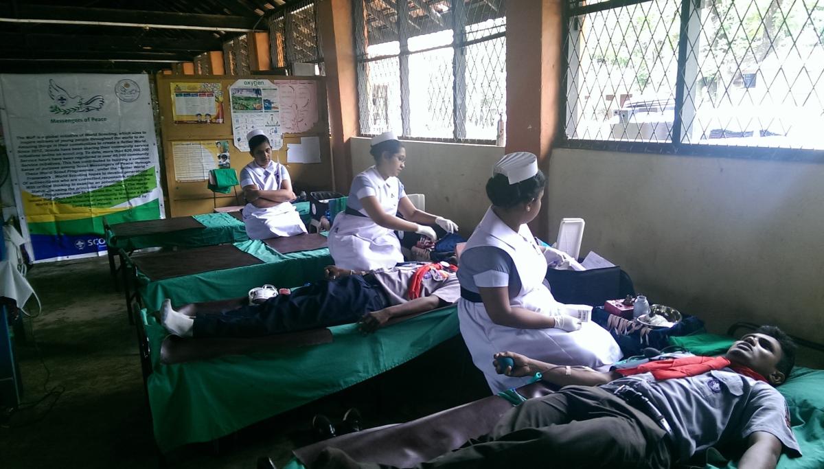 Island Rovers organize blood donation campaign in Rathmalana, Sri Lanka.