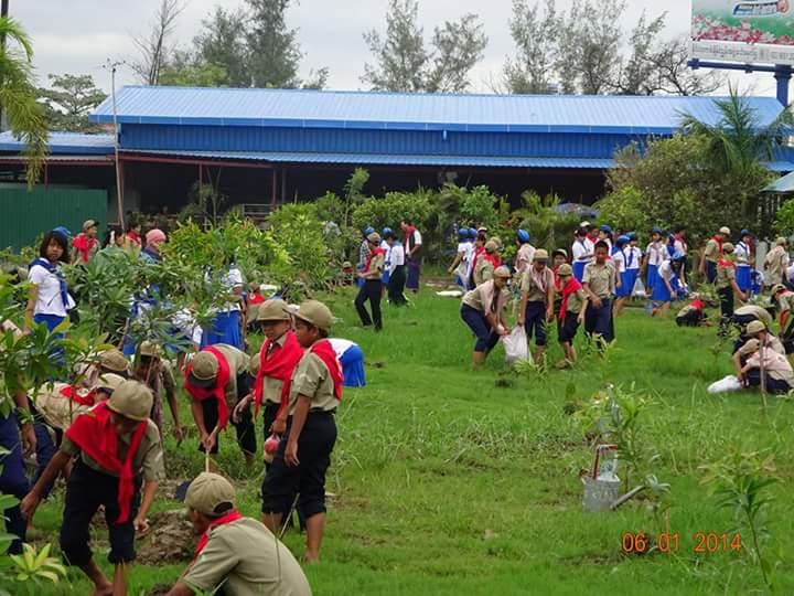 Caring For The Enviroment(Scouts working together)