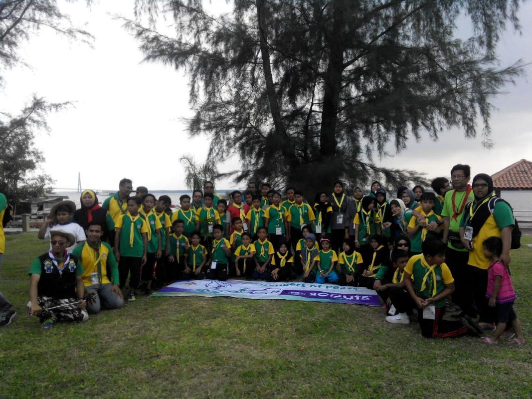 Projek Tanaman Pokok Hiasan Bersama Komuniti