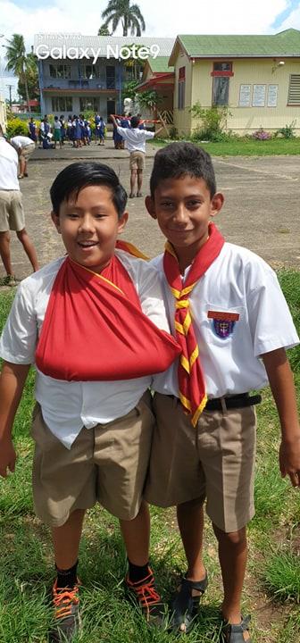 A SCOUT SCARF SAVE LIVES 