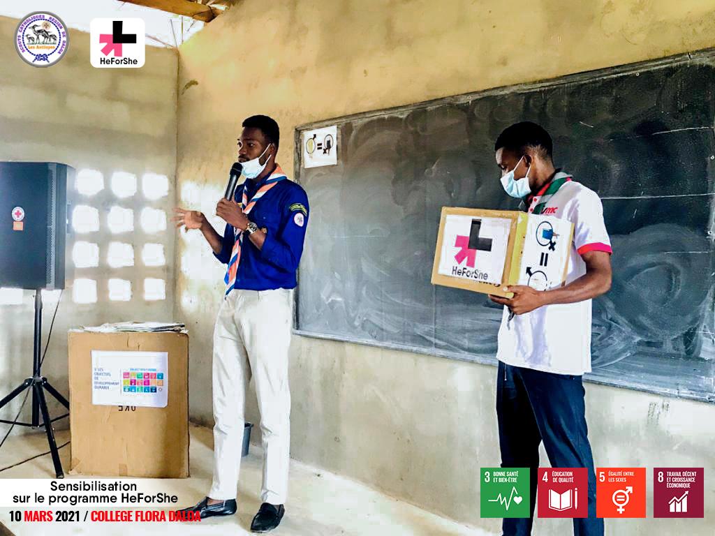 SENSIBILISATION EN MILIEU SCOLAIRE SUR L'EGALITE HOMME-FEMME A DALOA