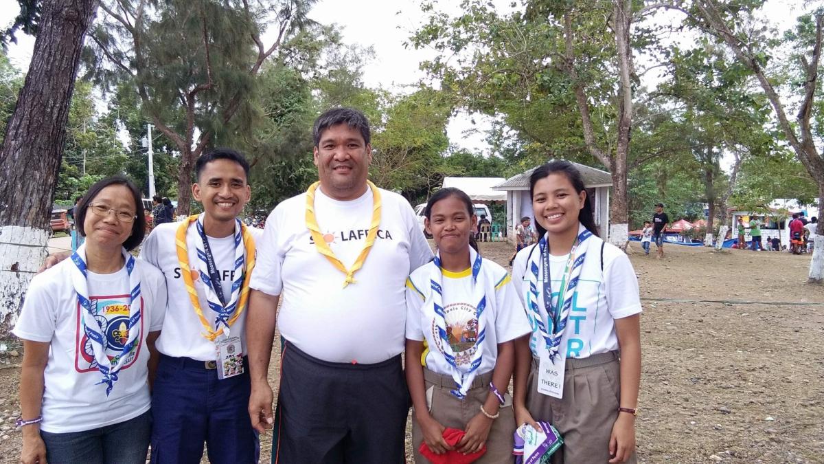 Messengers of Peace and Scout Go Solar Team Philippines Awards Six New Ambassadors 