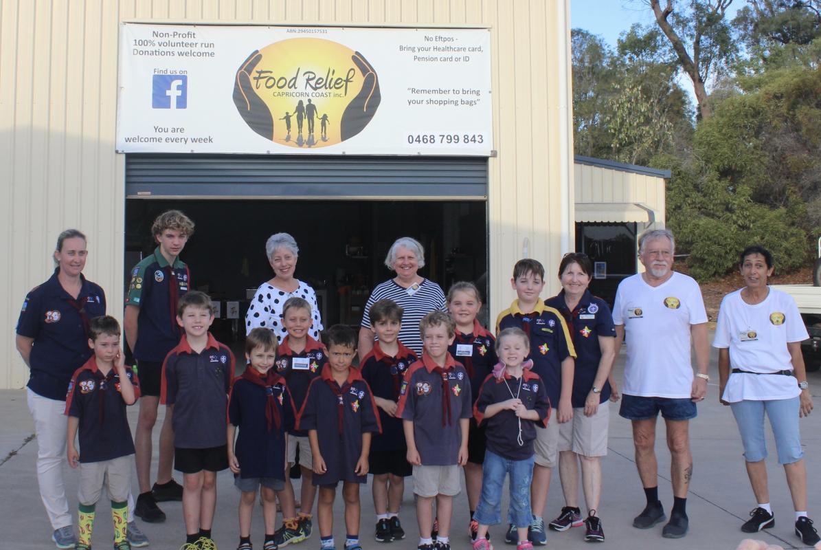 Joeys scouts Volunteer at Food Bank 