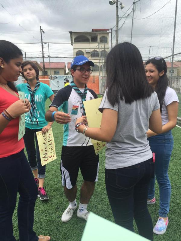 "Un abrazo, una sonrisa"