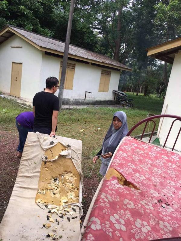 Group Cleaning At Kem Pengakap Melaka Part II (PARTICIPANT)