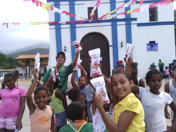 Sonrisas Brillantes, Futuros Brillantes