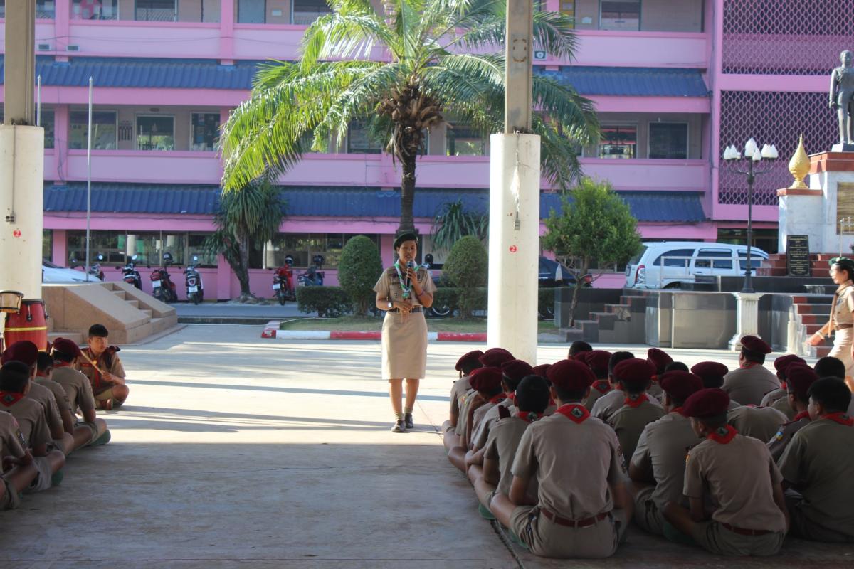 ค่ายลูกเสือเเละเนตรนารีชั้น ม.3 เเละสอบวิชาพิเศษ