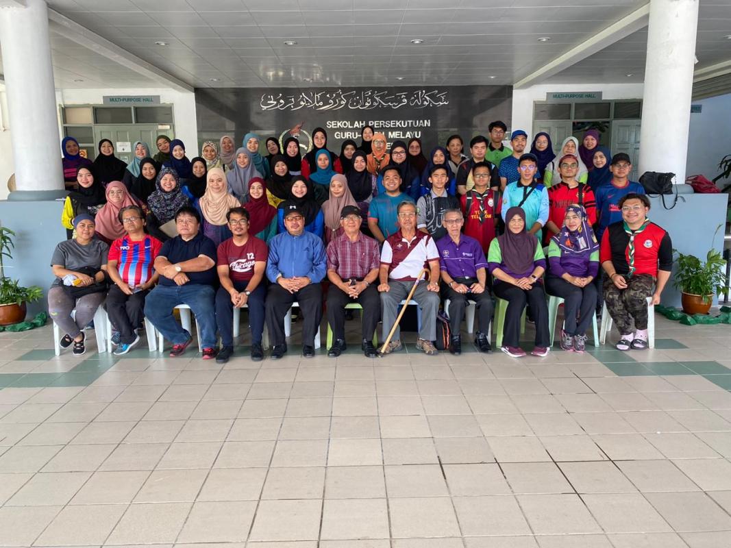 KHIDMAT MASYARAKAT SEKOLAH PGGMB DISAMPING MENYAMBUT "DAY OF ACTION"