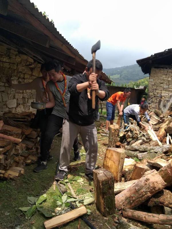 Helping Hand To Old Grandpas