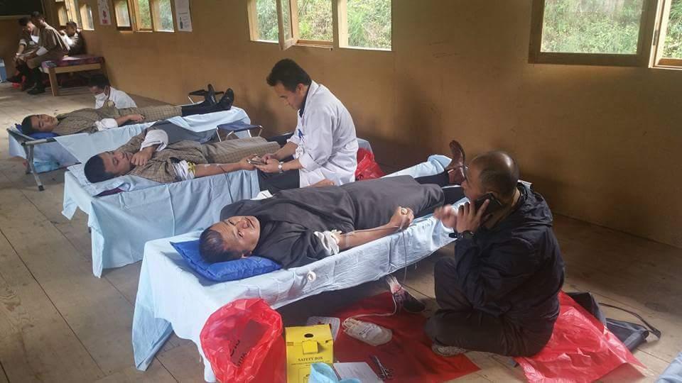 Heroes are those who save life