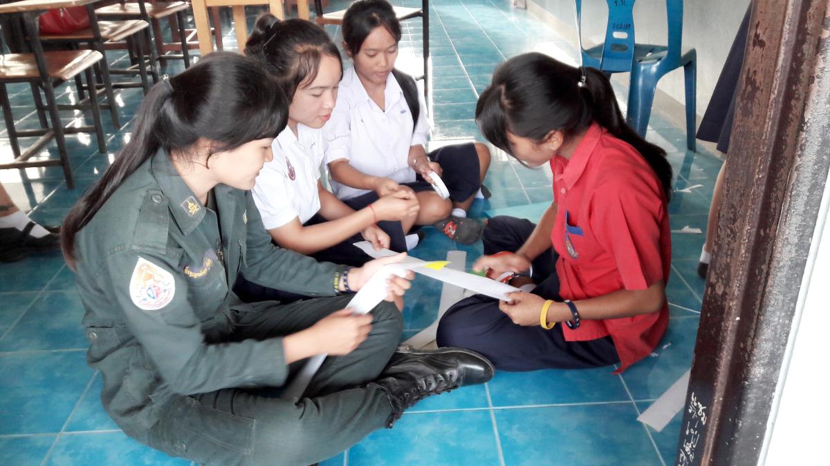 จัดบอร์ดวันวิทยาศาสตร์