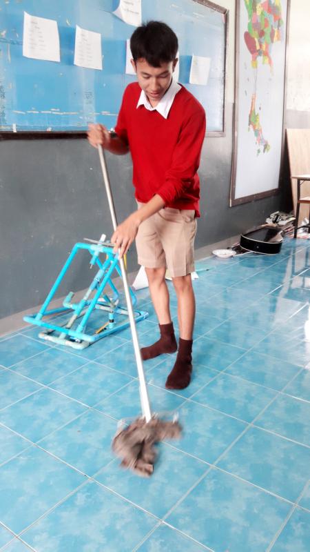 ทำความสะอาดห้องเรียน